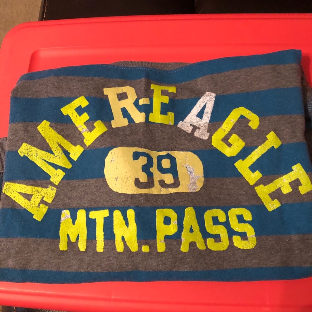 American Eagle Sweatshirt